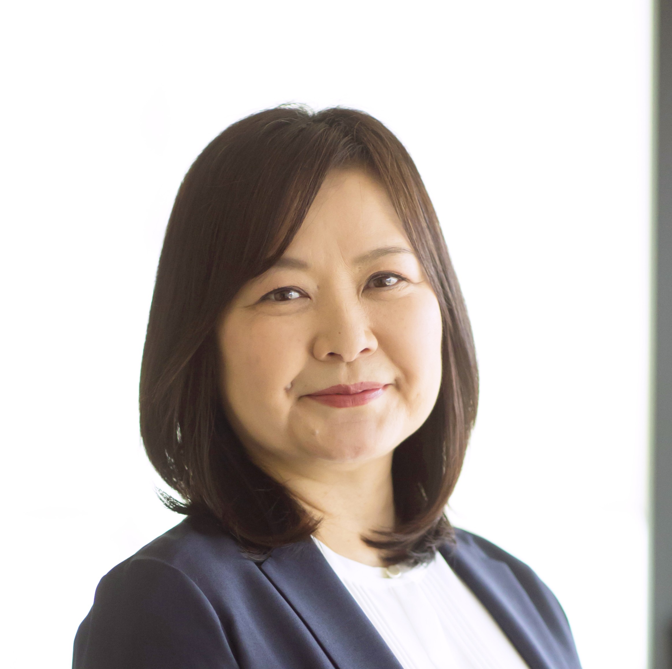 秋庭 亜美